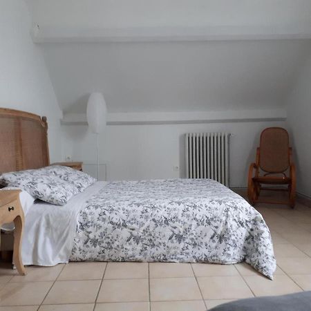 Ferienwohnung Chez Bea Saint-Ouen-en-Belin Exterior foto