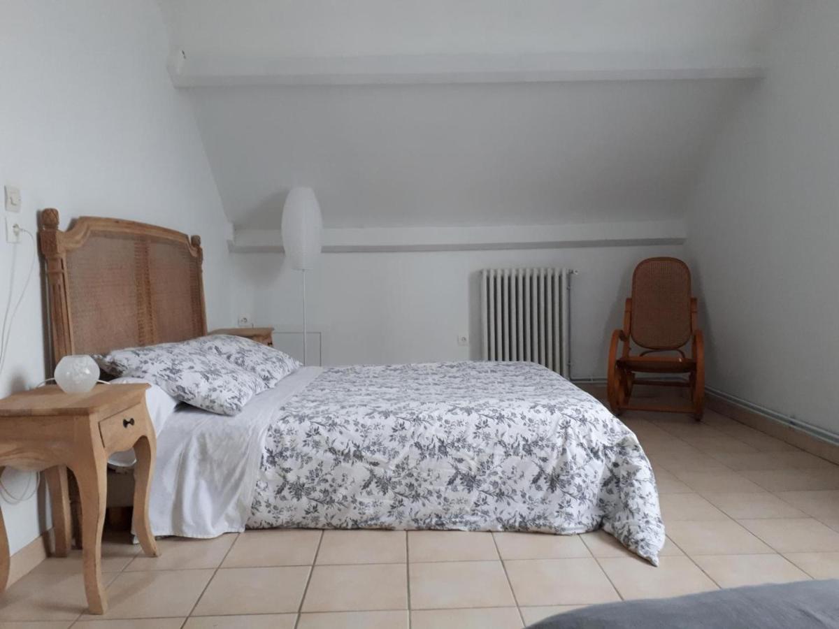 Ferienwohnung Chez Bea Saint-Ouen-en-Belin Exterior foto
